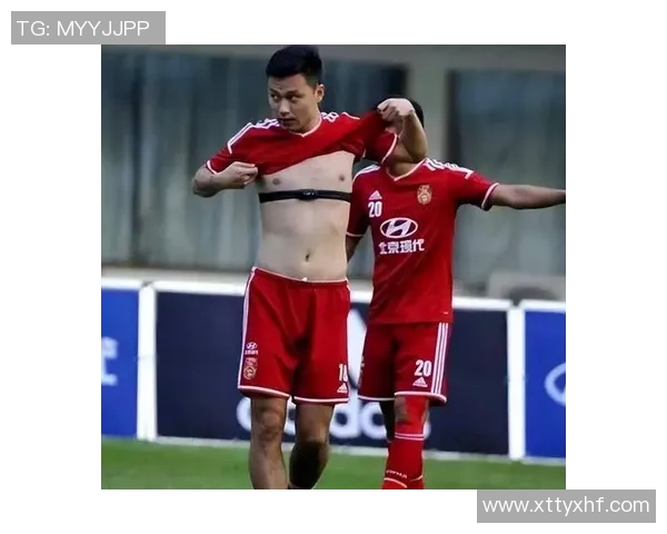 足球明星的耐力究竟有多高揭秘他们的训练与比赛表现 足球明星的耐力究竟有多高揭秘他们的训练与比赛表现